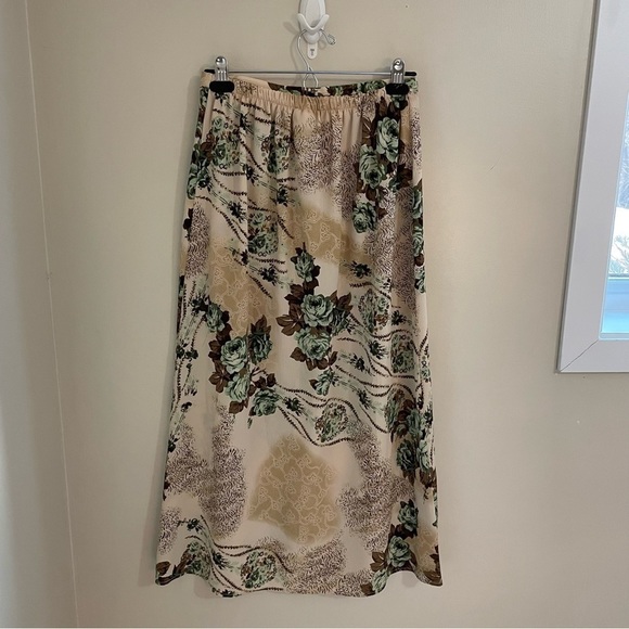 Carroll Reed Floral Button Down Maxi Skirt, Size M, Made in Canada - Picture 2 of 7
